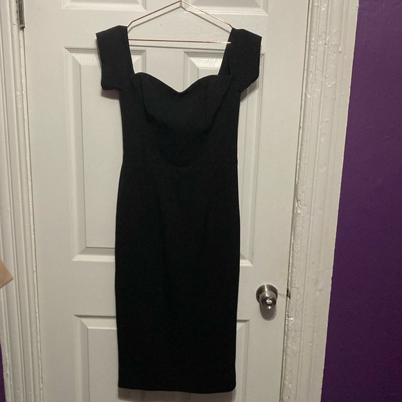 NWT Dress the Population Bailey
Sweetheart dress Size S‎ - Picture 3 of 10